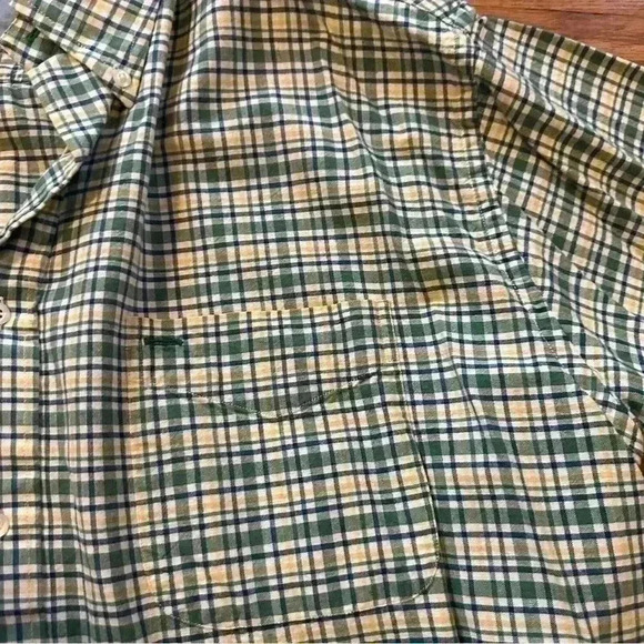 Tommy Hilfiger button down - Picture 3 of 5